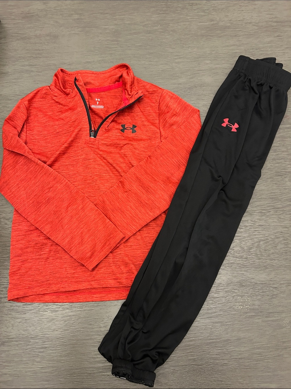 Under Armour Heathered Red Quarter-Zip Pullover with Black Joggers